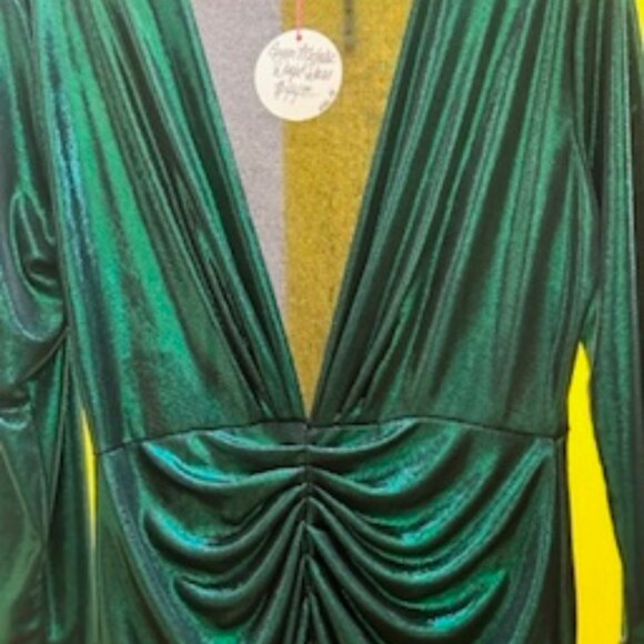 Green Metallic Drape Dress with Deep V Neck Mini Size Medium - Picture 4 of 6